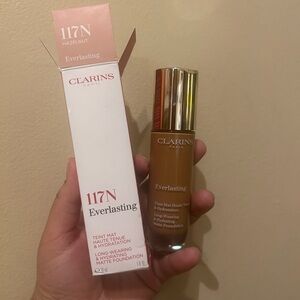 Clarins Everlasting Foundation 117N with Pink and Gold Accents